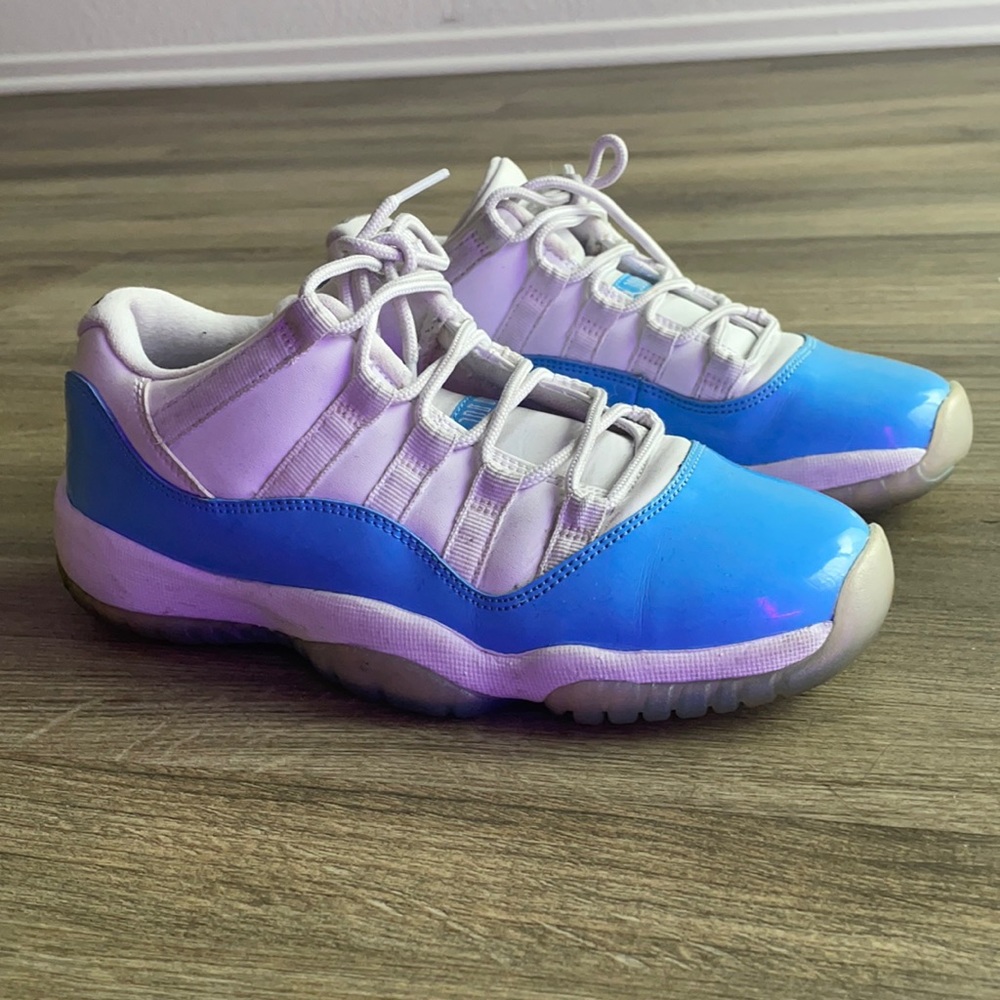 Blue Air Jordan 11 Retro Low sneakers